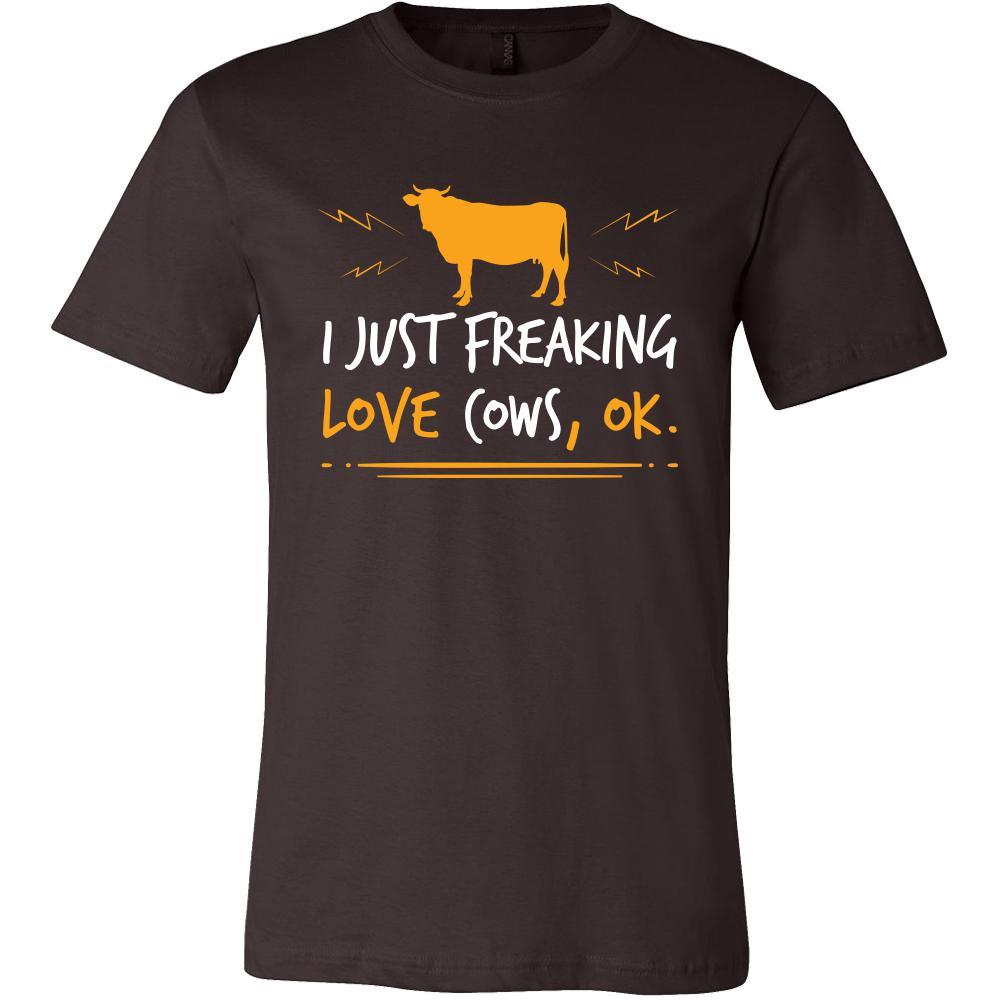 Cow Shirt - Freakin Love Cows - Animal Lover Gift-T-shirt-Teelime | shirts-hoodies-mugs