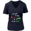 Iguanas Shirt - Wine and Iguana - Animal Lover Gift-T-shirt-Teelime | shirts-hoodies-mugs