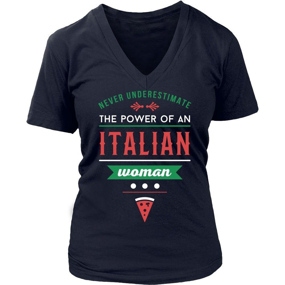 Italian T Shirt - Never underestimate the power of an Italian woman-T-shirt-Teelime | shirts-hoodies-mugs