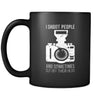 Photographers mug - I shoot people and sometimes cut off their head, 11oz Black-Drinkware-Teelime | shirts-hoodies-mugs