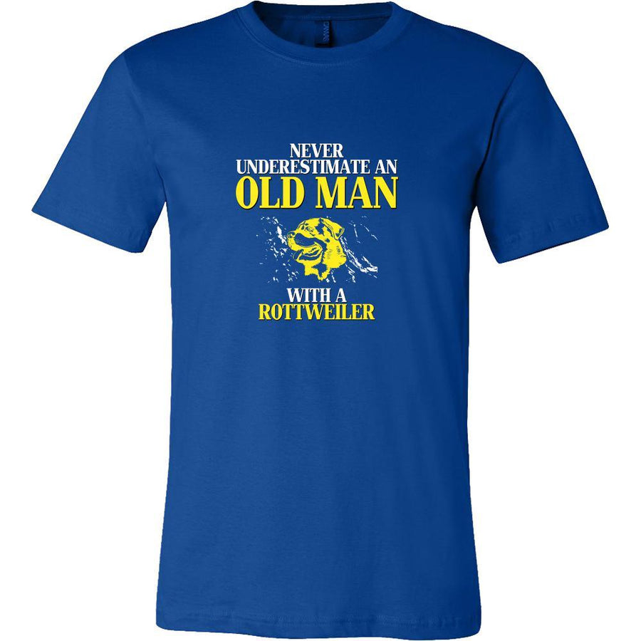 Rottweiler Shirt - Never underestimate an old man with a Rottweiler Grandfather Dog Gift